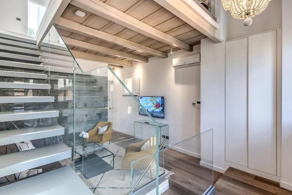 Piazza Dei Renzi Trastevere Building 4 Bedroom With Terrace-1